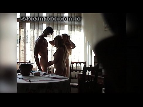 ❤️ Os amigos sexuais invitan a un home xigante e a un trío con el Porno casero en % gl.xsexshop.ru % ﹏